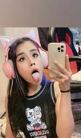 OnlyFans cuenta asiangamerxx avatar 1