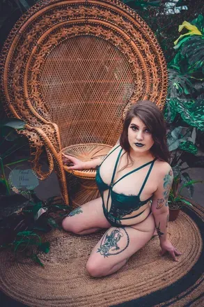 OnlyFans cuenta jadedrosemary_97 avatar 1