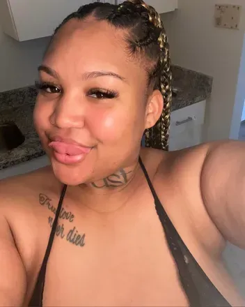 OnlyFans cuenta hennessy_vip avatar 1