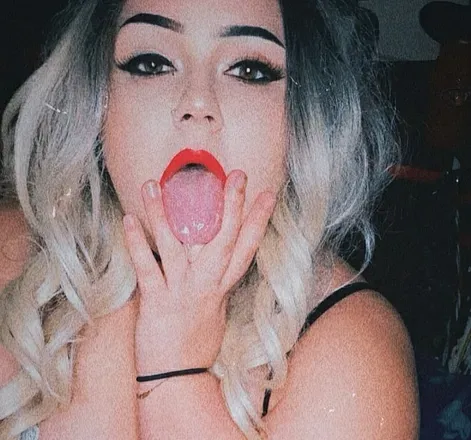 OnlyFans account  mysticalhoney420 avatar 1