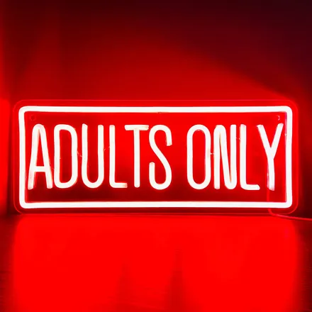 OnlyFans cuenta neighborsnxtdoor header 2