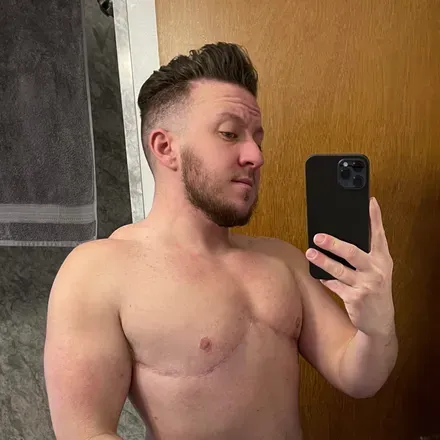 OnlyFans cuenta young.fits avatar 1