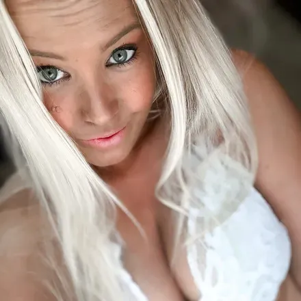 OnlyFans cuenta charmarie98 avatar 1