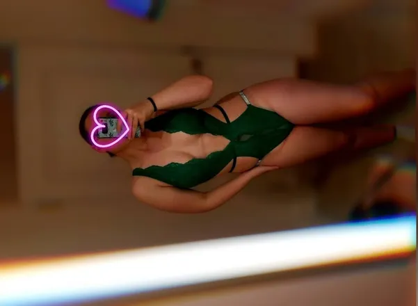 OnlyFans cuenta succubus_softie header 2