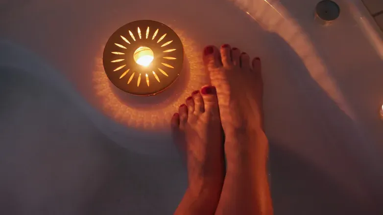 OnlyFans cuenta riamarafeet header 2