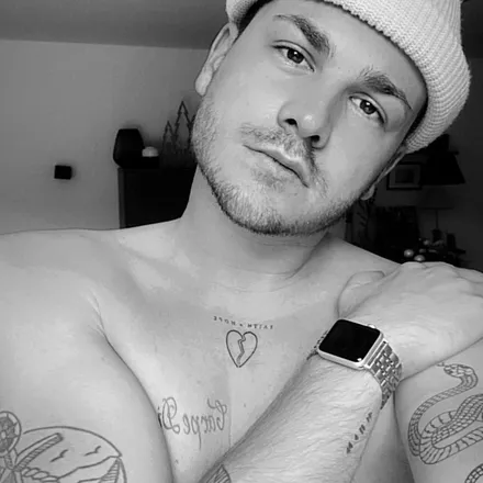 OnlyFans cuenta yourdirtiestdream header 2