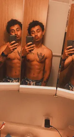 OnlyFans cuenta dejavuee avatar 1