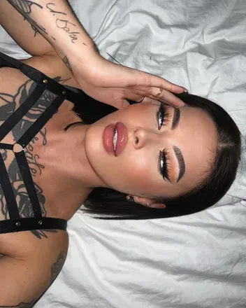 OnlyFans cuenta thebasicbarbie header 2