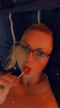 OnlyFans cuenta xxxtrixiexxx7 header 2