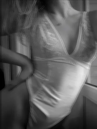 OnlyFans cuenta blondyblueeyed header 2