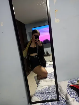 OnlyFans cuenta mcamila69 avatar 1