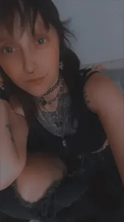 OnlyFans account  lazygirl710 avatar 1