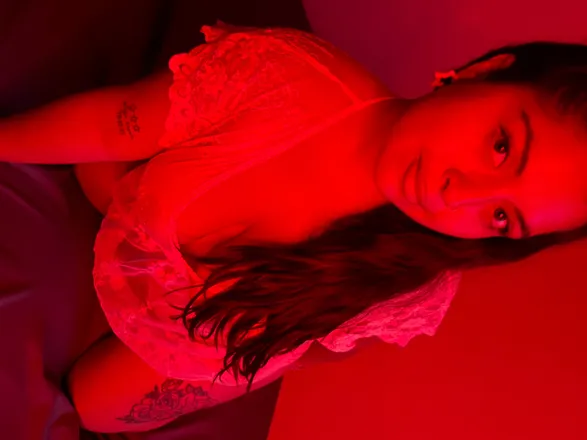 OnlyFans account  tatipussy69 header 2