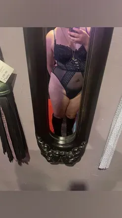 OnlyFans cuenta shyflowergarden avatar 1