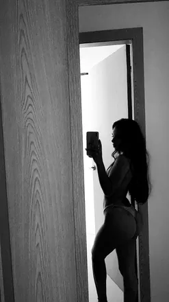OnlyFans cuenta guerra20 header 2