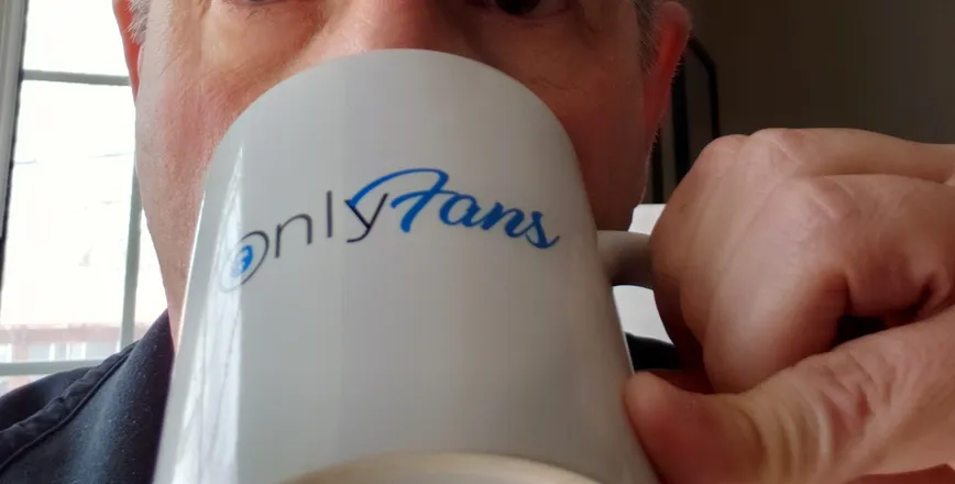 OnlyFans account  tcrobin header 2