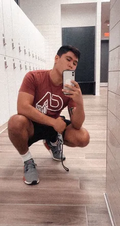 OnlyFans cuenta zeus.ruizzzz header 2