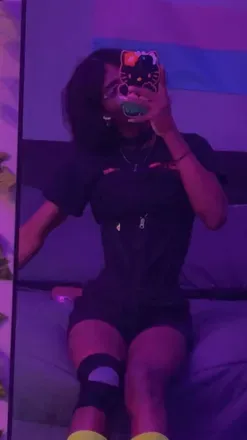 OnlyFans cuenta misspretzel avatar 1