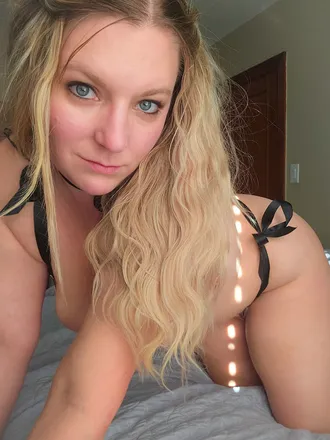 OnlyFans cuenta onlysoftmarie header 2