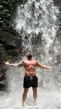 OnlyFans account  xtreamleonard avatar 1