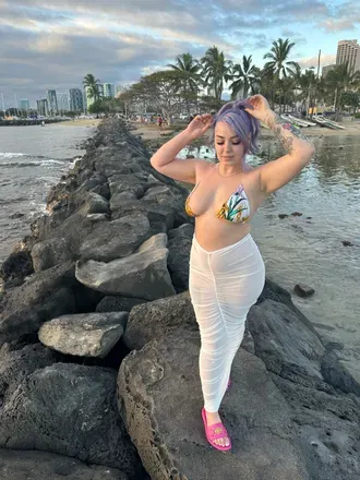 OnlyFans cuenta chloeray222 avatar 1