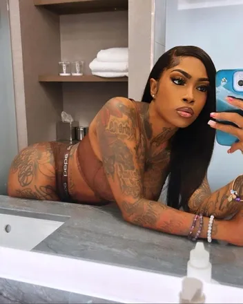 OnlyFans cuenta biggbaggluu header 2