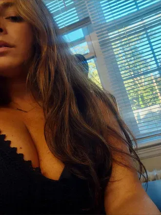 OnlyFans account  naughtynjhousewife avatar 1