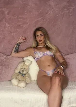 OnlyFans cuenta queenxlexy avatar 1