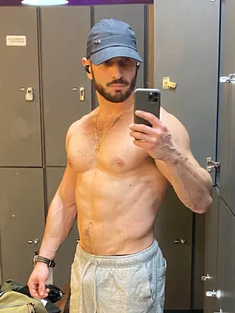 OnlyFans cuenta phivosrosaro avatar 1