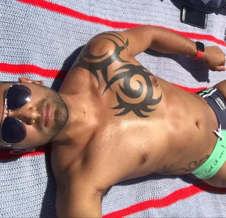 OnlyFans cuenta leo4now header 2