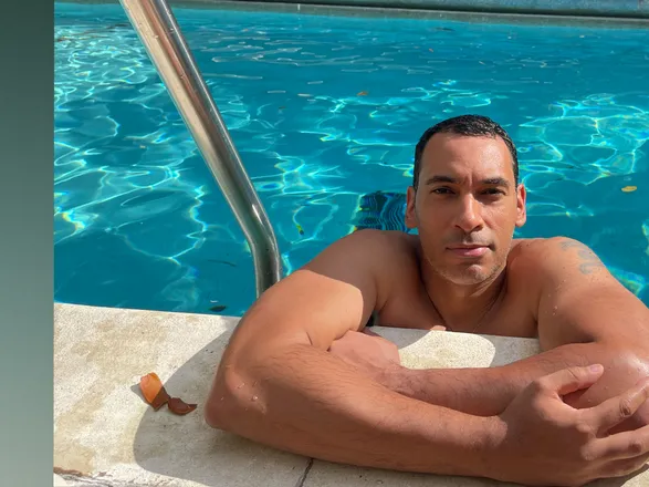 OnlyFans cuenta luisuran header 2