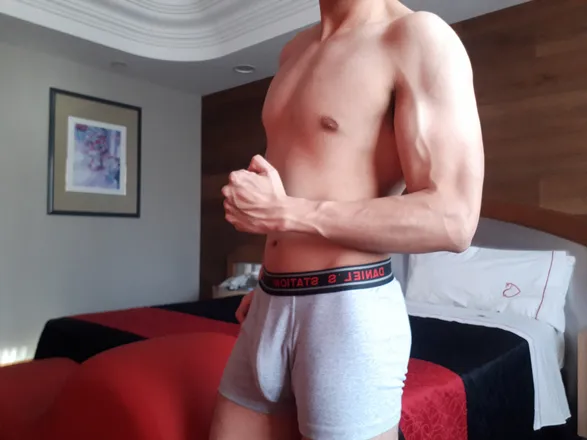 OnlyFans cuenta axelromme header 2