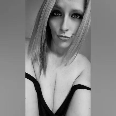 OnlyFans cuenta scarlettroseshhh avatar 1