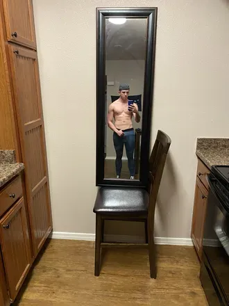 OnlyFans cuenta johnnyboy516 avatar 1
