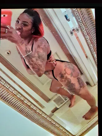 OnlyFans cuenta mzberry header 2