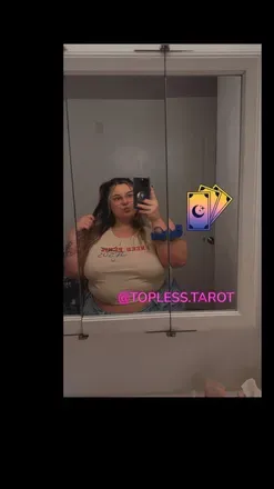 OnlyFans cuenta topless.tarot header 2