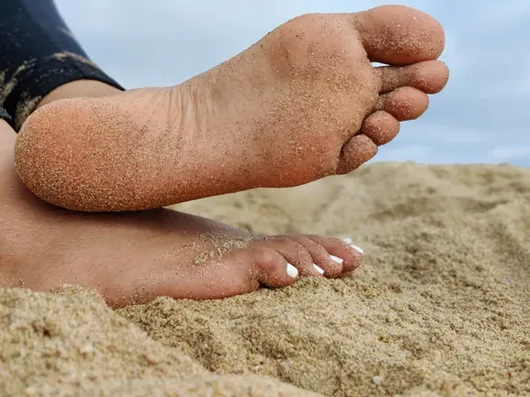 OnlyFans cuenta miarodriguezfeet header 2