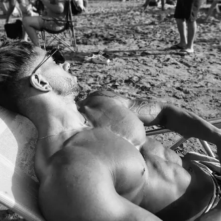 OnlyFans cuenta aleefitness header 2