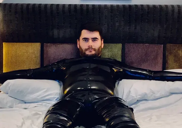 OnlyFans account  gayrubberjay header 2