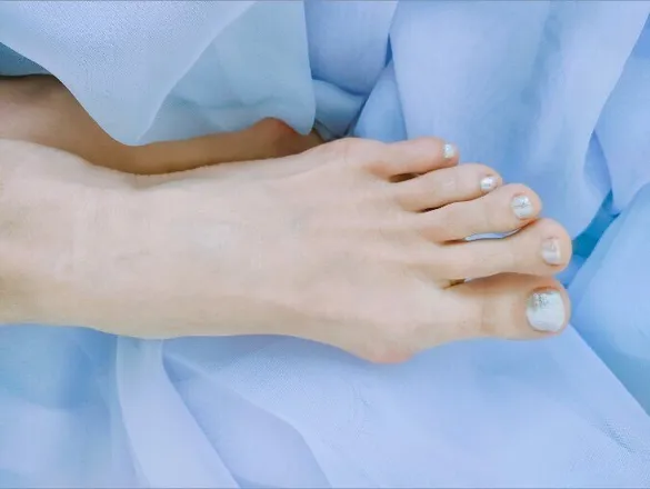 OnlyFans cuenta u547781493softpetalfeet header 2