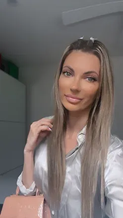 OnlyFans cuenta lingeriebarbie header 2