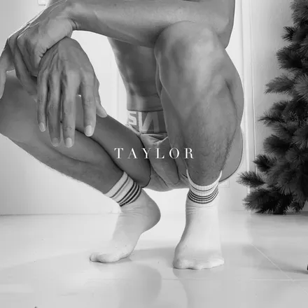OnlyFans account  taylor_35 header 2