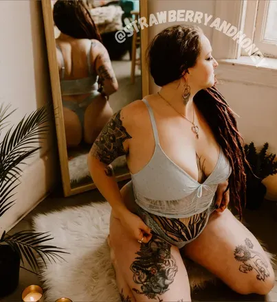 OnlyFans cuenta strawberryandhoney avatar 1