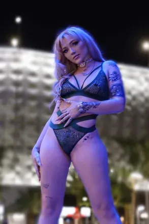 OnlyFans account  vitavee avatar 1