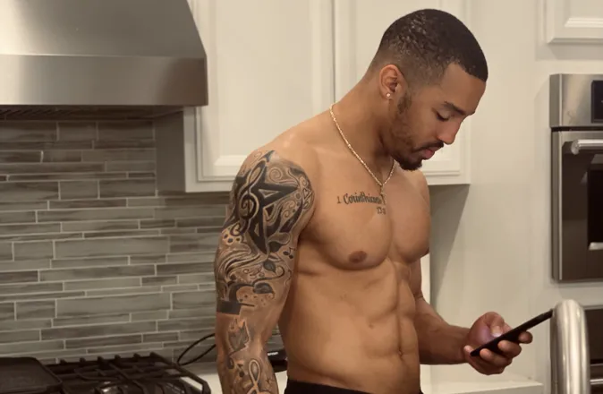 OnlyFans cuenta vonrhe header 2