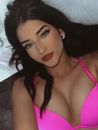 OnlyFans cuenta prettybitchdesii avatar 1