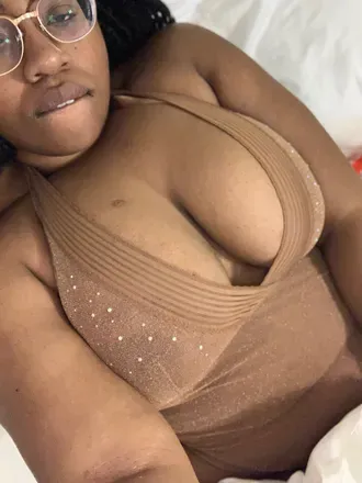 OnlyFans account  temptressraeee avatar 1