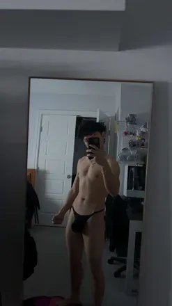 OnlyFans cuenta lustfulbott0m avatar 1