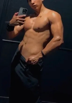 OnlyFans cuenta onlynauro avatar 1