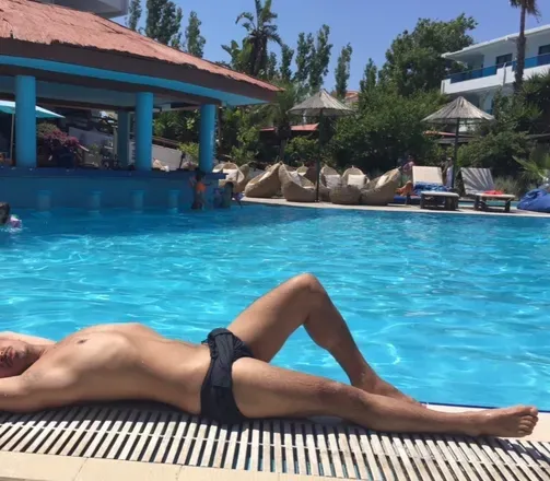 OnlyFans cuenta worldwide.traveller avatar 1